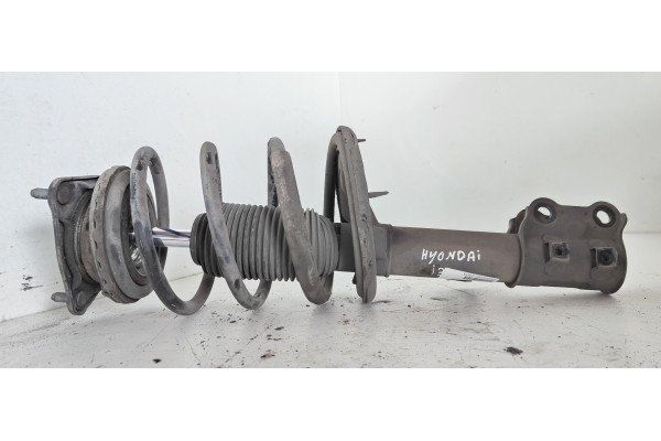 Recambio de amortiguador delantero derecho para hyundai i30 classic referencia OEM IAM   