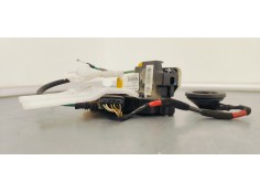 Recambio de cerradura puerta delantera izquierda para hyundai i30 (gd) 1.6 crdi 110 fap referencia OEM IAM 81310A6100  