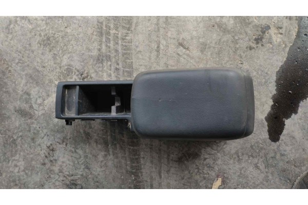 Recambio de apoyabrazos central para subaru forester s12 2.0 diesel cat referencia OEM IAM   