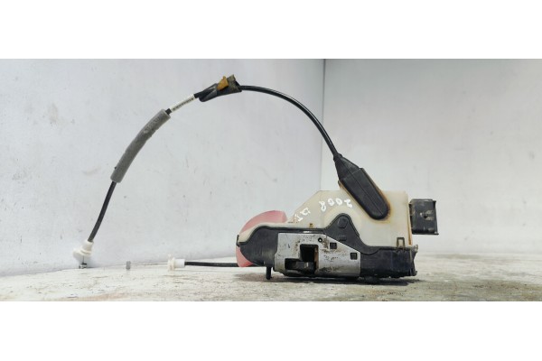 Recambio de cerradura puerta delantera izquierda para peugeot 2008 (--.2013) 1.5hdi 100 fap referencia OEM IAM 9812500880  