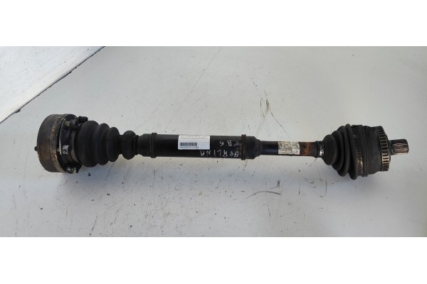 Recambio de transmision delantera derecha para audi a4 berlina (b5) 1.8 referencia OEM IAM   