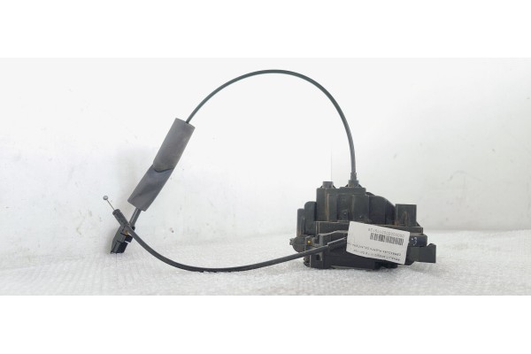 Recambio de cerradura puerta delantera derecha para renault scenic iii 1.9 dci 130 referencia OEM IAM   