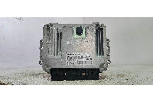 Recambio de centralita motor uce para peugeot 407 sw sr confort referencia OEM IAM 0281011633  