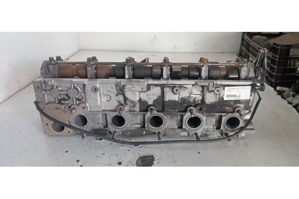 Recambio de culata para alfa romeo 166 2.4 jtd cat referencia OEM IAM 46437268  