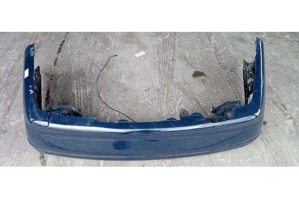 Recambio de paragolpes trasero para mercedes-benz clase c (w203) berlina 2.2 cdi cat referencia OEM IAM   