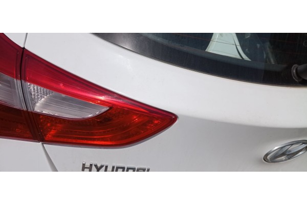 Recambio de piloto trasero izquierdo interior para hyundai i30 (gd) 1.4 crdi cat referencia OEM IAM   