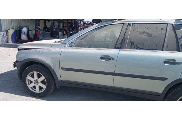 Recambio de puerta delantera izquierda para volvo xc90 t6 geartronic referencia OEM IAM   