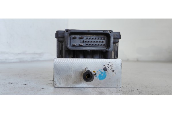 Recambio de abs para citroen xantia berlina 1.9 turbodiesel referencia OEM IAM 9625975480  
