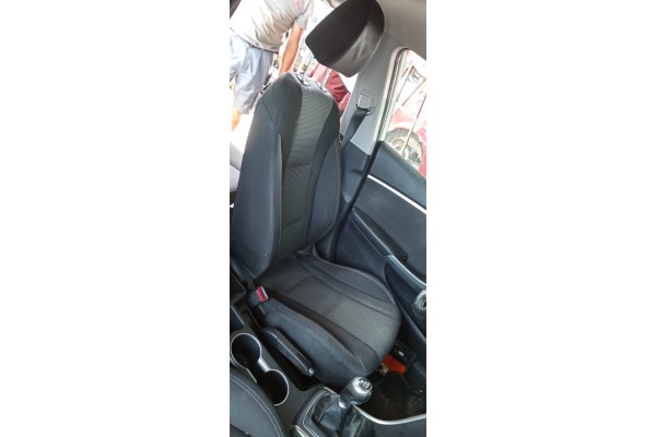 Recambio de asiento delantero izquierdo para hyundai i30 (gd) city referencia OEM IAM   