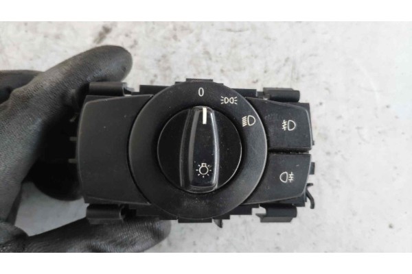 Recambio de mando luces para bmw serie 1 berlina (e81/e87) 1.6 16v cat referencia OEM IAM 6932798  