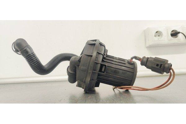 Recambio de valvula aire adicional para seat altea (5p1) 1.6 referencia OEM IAM 06A131333C  