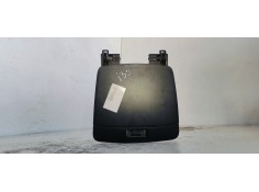 Recambio de guantera para hyundai i30 1.6crdi 90 referencia OEM IAM 847702L000  