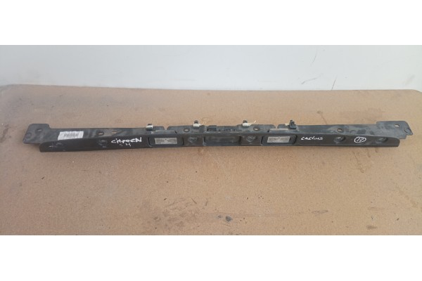 Recambio de moldura para citroen c4 cactus 1.6 blue-hdi fap referencia OEM IAM 98018533XT 1252238X 