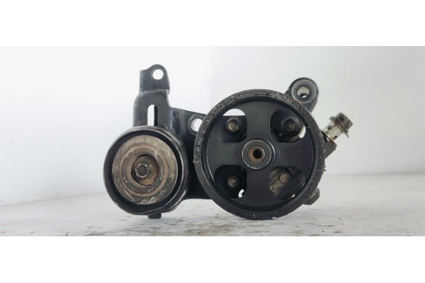 Recambio de bomba direccion para toyota rav 4 (a2) 2.0 d-4d executive 4x4 (2003) referencia OEM IAM   