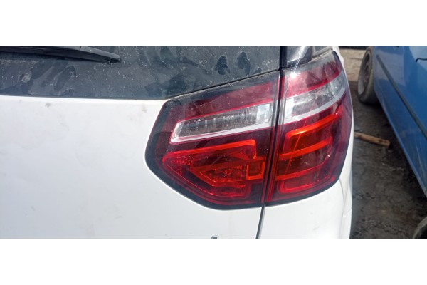 Recambio de piloto trasero derecho interior para citroen c4 picasso exclusive referencia OEM IAM   