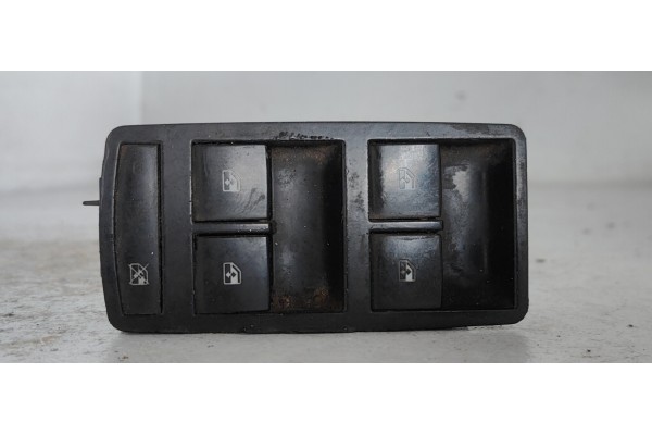 Recambio de mando elevalunas delantero izquierdo para opel insignia berlina selective referencia OEM IAM 22915121  