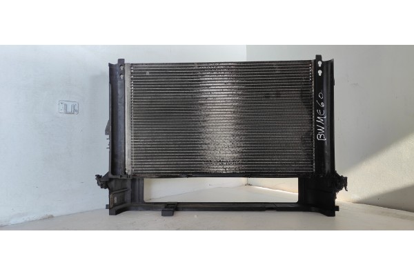 Recambio de condensador / radiador aire acondicionado para bmw serie 5 berlina (e60) 530d referencia OEM IAM 6450838136207  