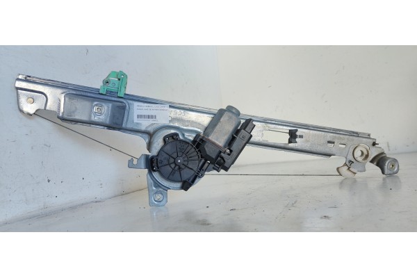 Recambio de elevalunas delantero derecho para renault scenic ii emotion referencia OEM IAM   