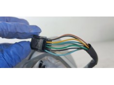 Recambio de retrovisor izquierdo para renault scenic iii 1.9 dci 130 referencia OEM IAM   