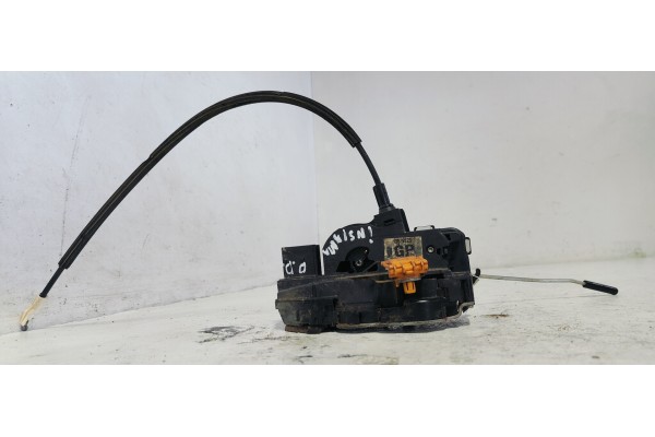 Recambio de cerradura puerta delantera derecha para opel insignia berlina selective referencia OEM IAM 13579523  