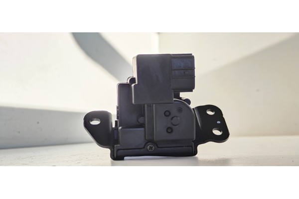 Recambio de cerradura maletero / porton para hyundai i30 classic referencia OEM IAM   