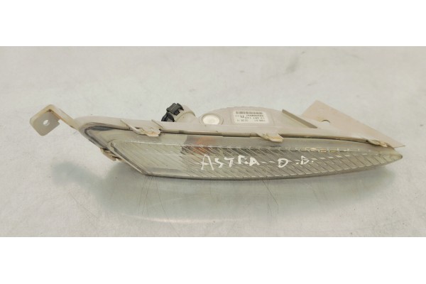 Recambio de piloto delantero derecho para opel astra j lim. 1.6 cdti referencia OEM IAM 13367143  