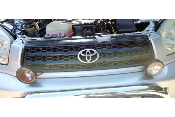 Recambio de rejilla delantera para toyota rav 4 (a2) 2.0 turbodiesel cat referencia OEM IAM   