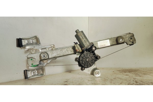 Recambio de elevalunas trasero derecho para chrysler 300 c 3.0crd 220 fap referencia OEM IAM 05065472AC  