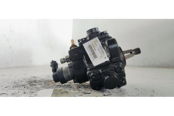 Recambio de bomba inyeccion para alfa romeo giulietta (191) 1.6jtd 105 fap referencia OEM IAM 0445010242  