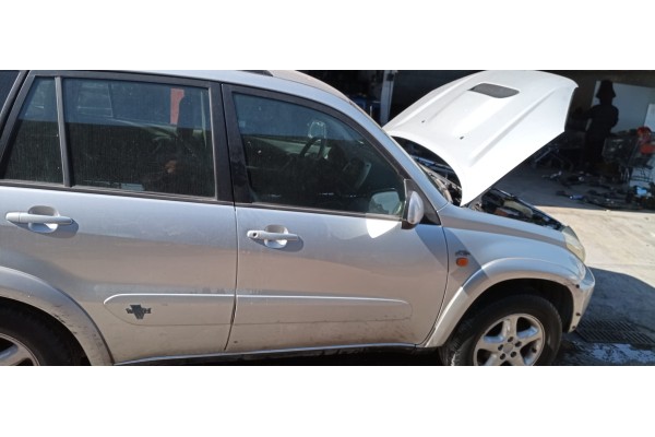 Recambio de puerta delantera derecha para toyota rav 4 (a2) 2.0 turbodiesel cat referencia OEM IAM   