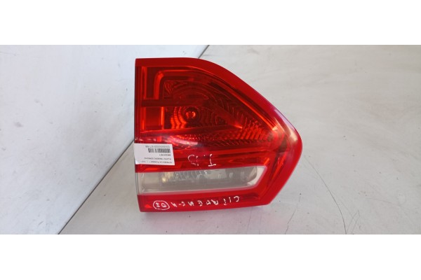 Recambio de piloto trasero derecho interior para citroen c4 picasso 1.6 16v referencia OEM IAM 9653547677  