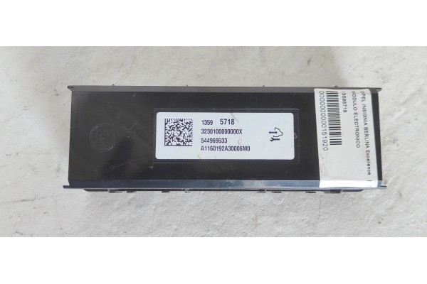 Recambio de modulo electronico para opel insignia berlina excellence referencia OEM IAM 13595718  