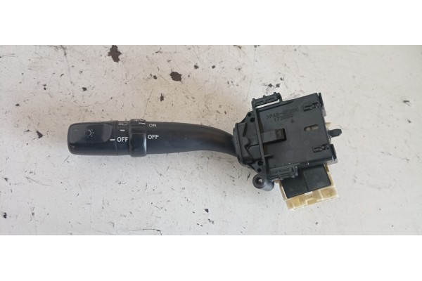 Recambio de mando intermitentes para toyota previa (r30) 2.0 d-4d básico referencia OEM IAM 173650  