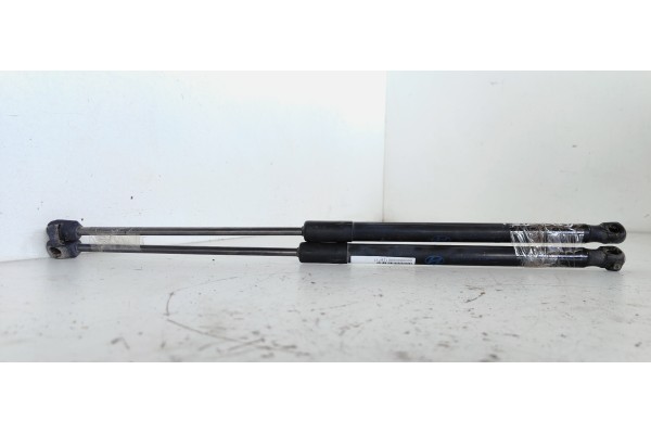 Recambio de amortiguadores maletero / porton para hyundai i30 (gd) city referencia OEM IAM 81770A6000  