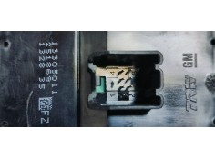 Recambio de mando elevalunas delantero izquierdo para opel insignia berlina excellence referencia OEM IAM 13305011  