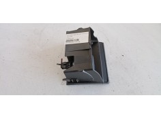 Recambio de cenicero para mercedes-benz clase b (w245) 1.5 cat referencia OEM IAM A1696801050  