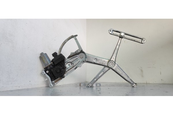 Recambio de elevalunas delantero izquierdo para opel zafira a elegance referencia OEM IAM 90579355  