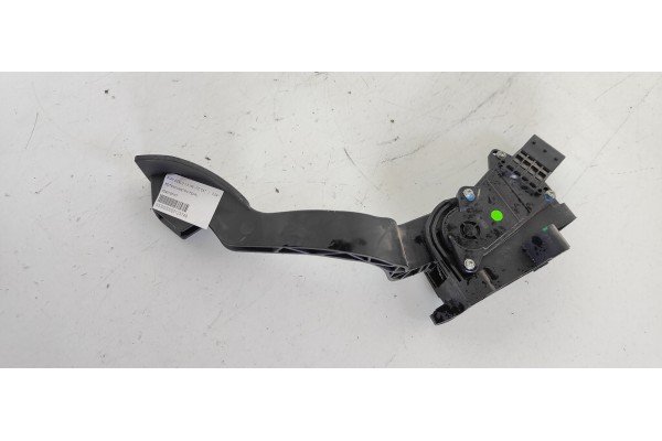 Recambio de potenciometro pedal para fiat doblo 1.3 16v jtd cat referencia OEM IAM 0280755157  