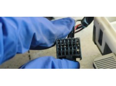 Recambio de retrovisor izquierdo para dodge caliber 2.0i 155 referencia OEM IAM   