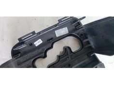 Recambio de moldura para mercedes-benz clase b (w245) 2.0 cdi cat referencia OEM IAM 169260020 NA020004 