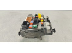 Recambio de caja reles / fusibles para citroen c3 1.4 hdi 70 fap referencia OEM IAM 9667199780  