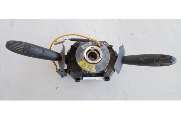 Recambio de mando multifuncion para fiat punto berlina (188) 1.2 16v cat referencia OEM IAM   