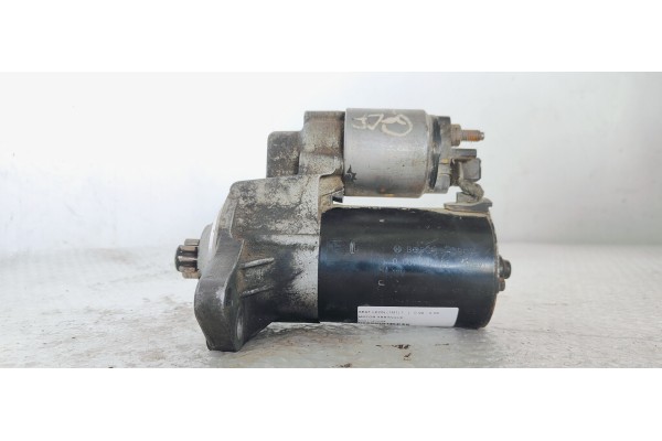 Recambio de motor arranque para seat leon (1m1) referencia OEM IAM 0001121028  