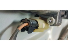 Recambio de elevalunas delantero derecho para hyundai i30 1.6crdi 90 referencia OEM IAM 824802L060  