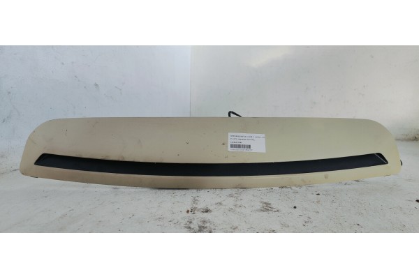 Recambio de luz central de freno para mercedes-benz clase c (w205) lim. 2.2cdi 170 [220] fap referencia OEM IAM A2058200060  