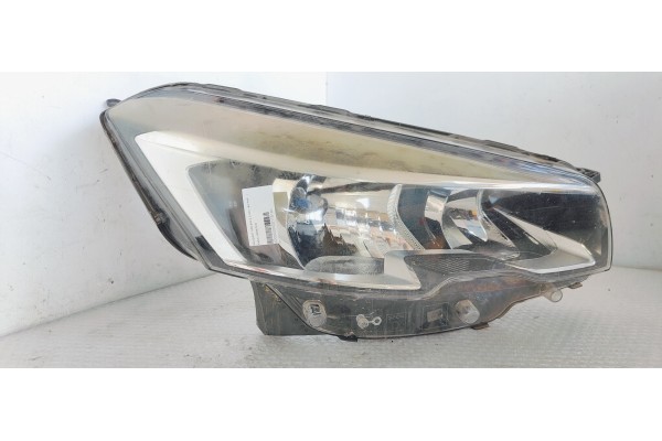 Recambio de faro derecho para peugeot 508 sw 2.0 hdi 182 fap referencia OEM IAM 9807241180  