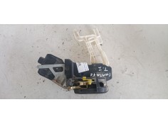 Recambio de cerradura puerta trasera izquierda para hyundai santa fe (sm) 2.0 crdi cat referencia OEM IAM   