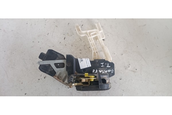 Recambio de cerradura puerta trasera izquierda para hyundai santa fe (sm) 2.0 crdi cat referencia OEM IAM   