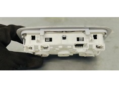 Recambio de luz interior para peugeot 308 1.6hdi 92 fap referencia OEM IAM 96781443PR  