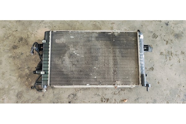 Recambio de radiador agua para opel astra h berlina enjoy referencia OEM IAM 13128925  